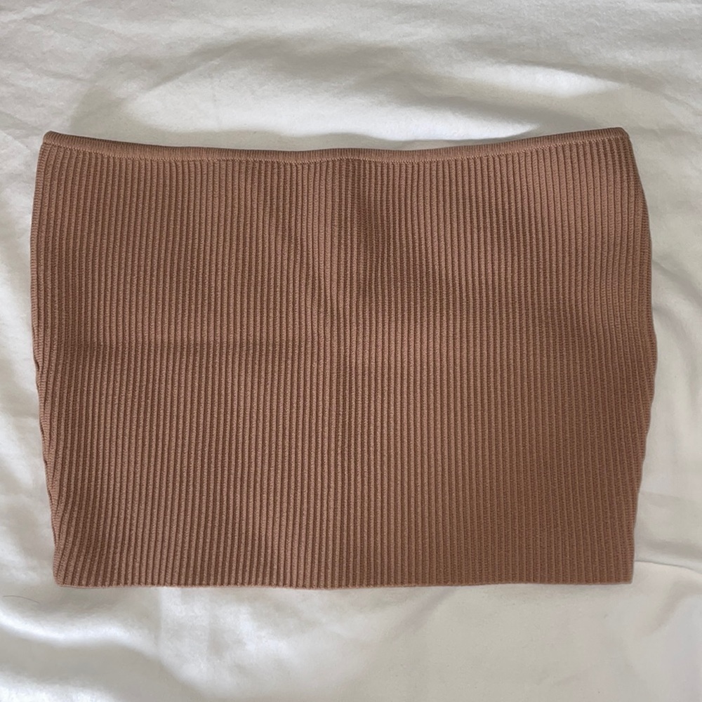 Kendall & Kylie Ribbed Tube Top